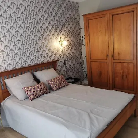 アパート Chez Brigitte, ポミシェ