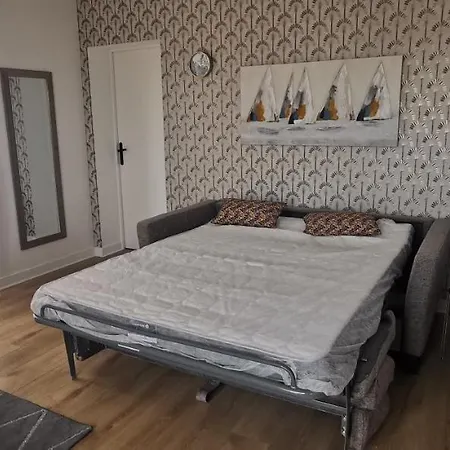 Chez Brigitte, アパート ポミシェ